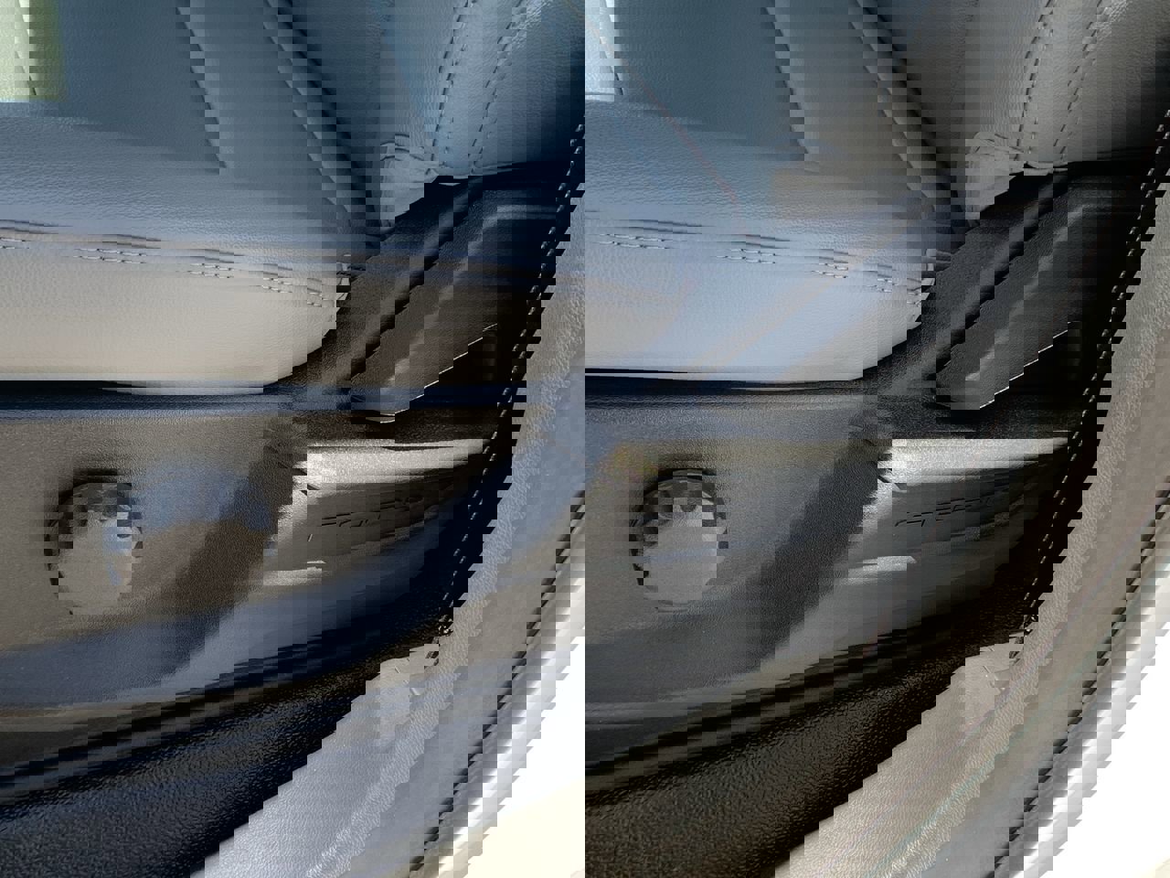 New 2025 Ford F350 XL w/ XL Chrome Package image 16