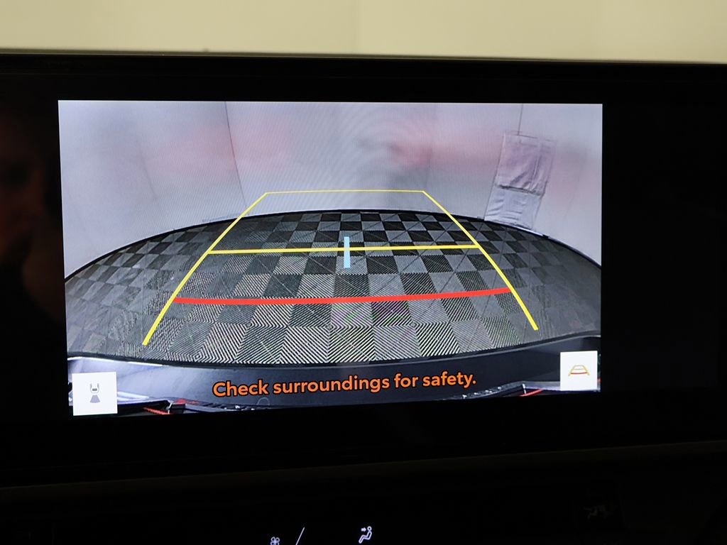 Used 2025 Toyota Camry SE FWD image 42