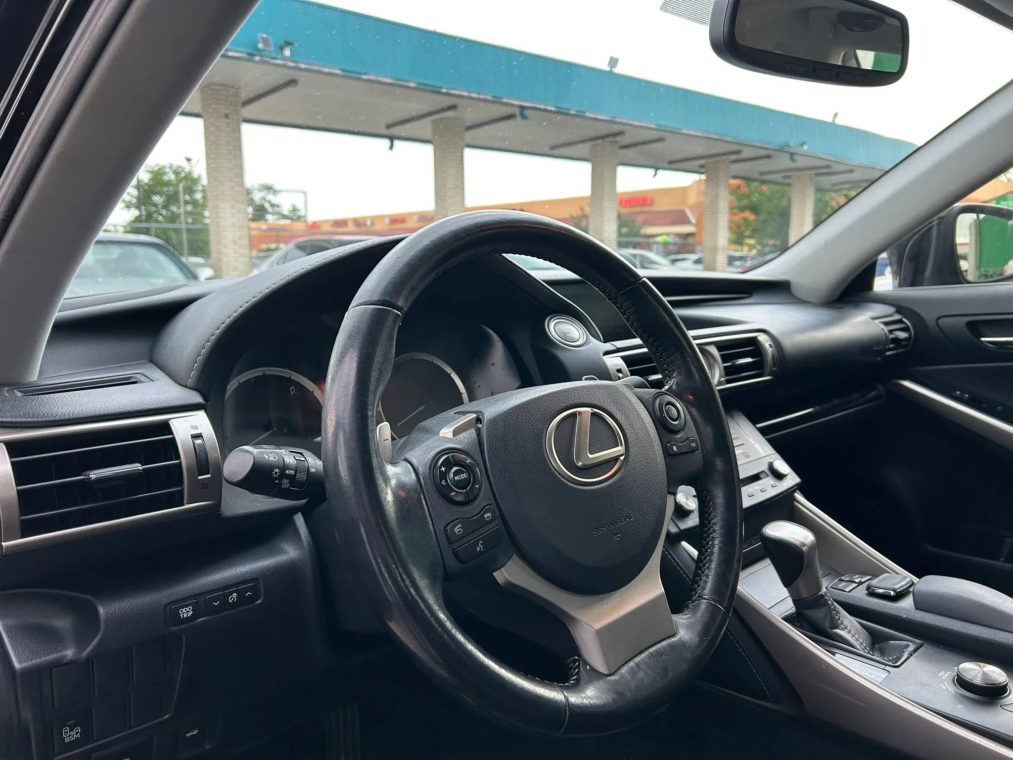 Used 2015 Lexus IS 250 AWD w/ Navigation System Package image 3