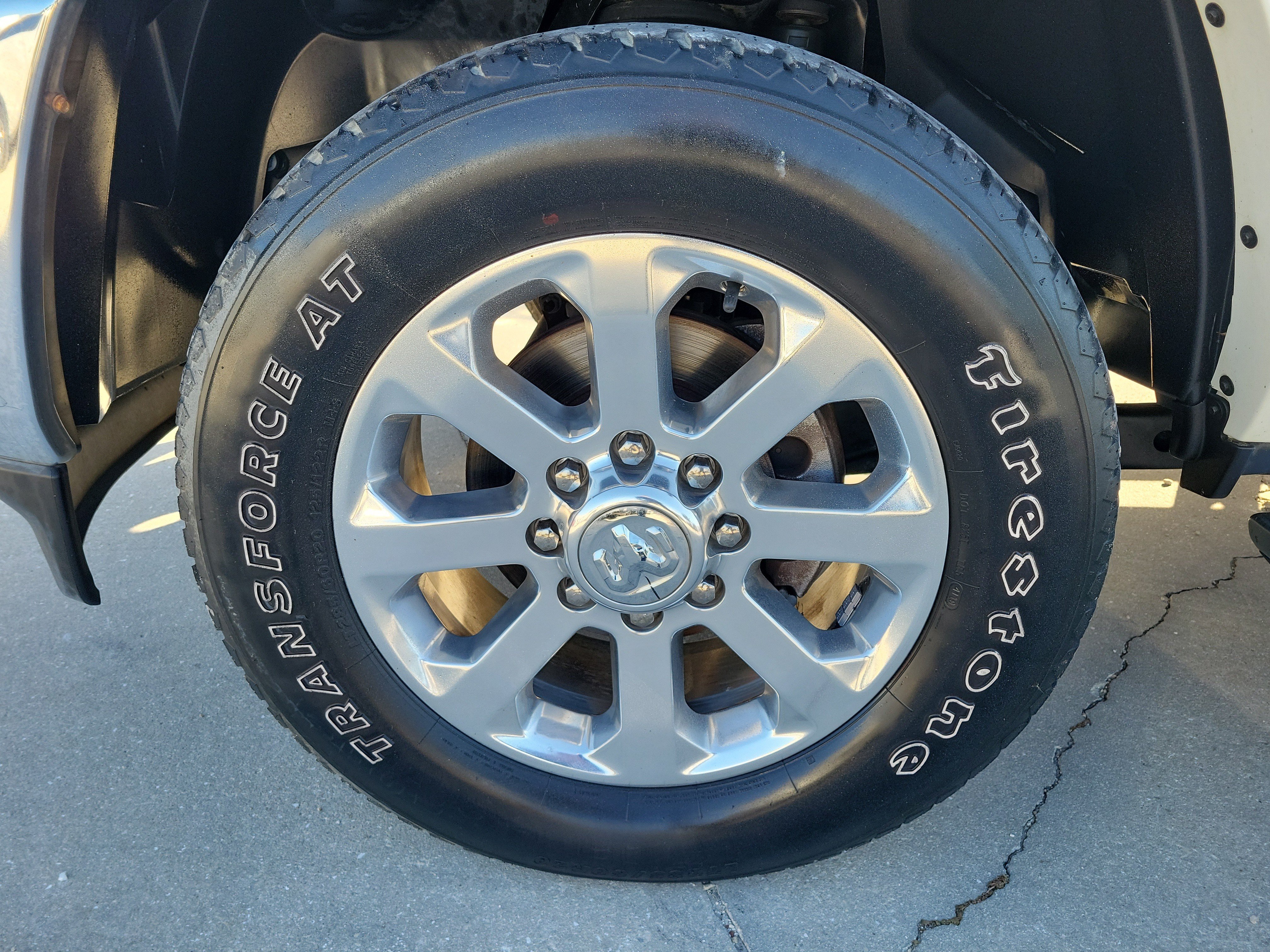 Used 2019 RAM 3500 Laramie AWD/4WD image 9