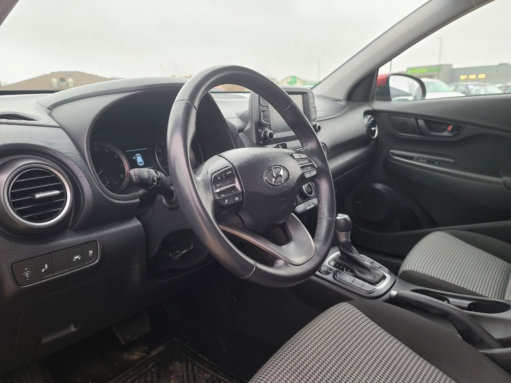 Used 2019 Hyundai Kona SEL w/ SEL Tech Package 02 image 8