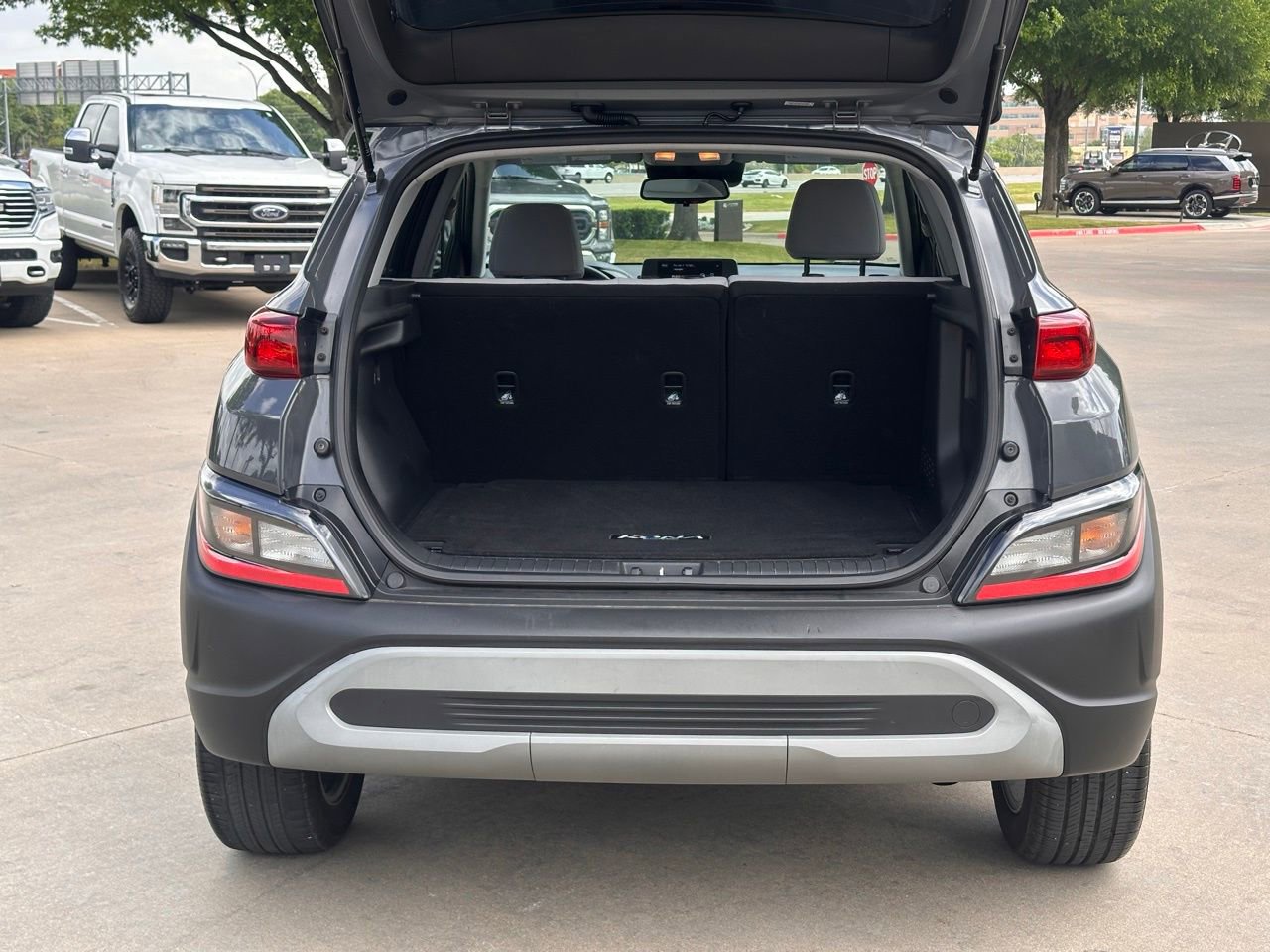 Used 2023 Hyundai Kona SEL w/ Cargo Package image 11