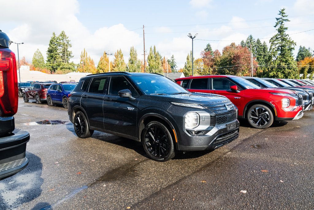 Used 2025 Mitsubishi Outlander SEL Black Edition image 25