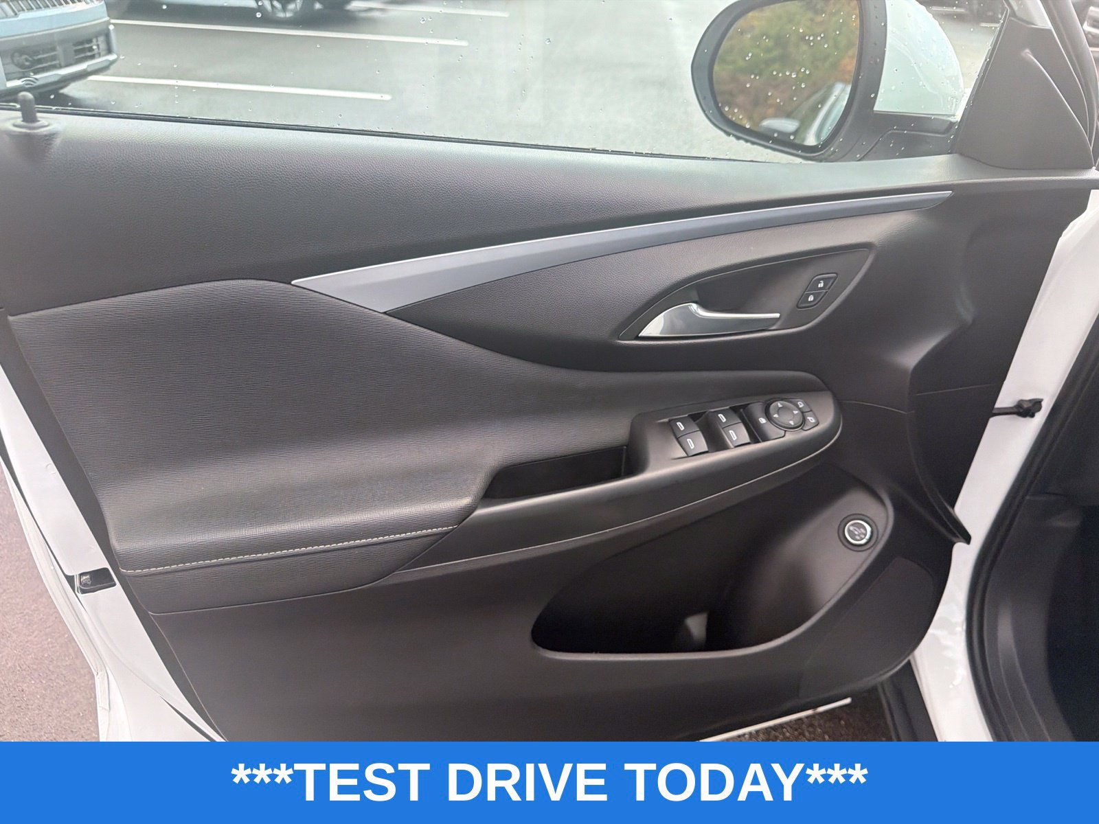 Used 2024 Buick Envista Preferred w/ Convenience II Package FWD image 12
