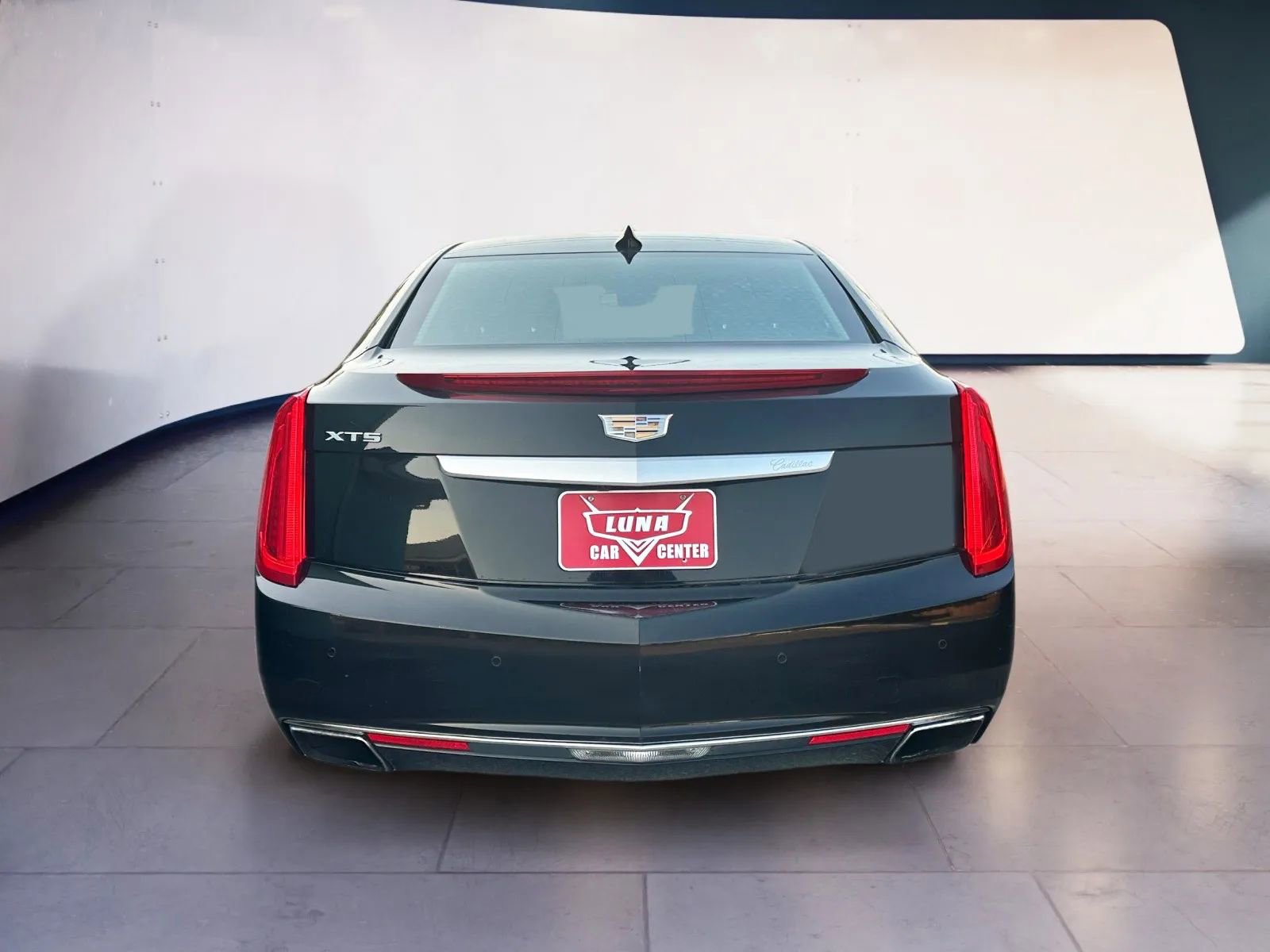 Used 2016 Cadillac XTS Luxury w/ Driver Awareness Package image 4