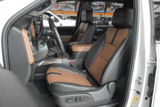 Used 2022 Chevrolet Silverado 2500 High Country w/ Z71 Off-Road Package AWD/4WD image 36