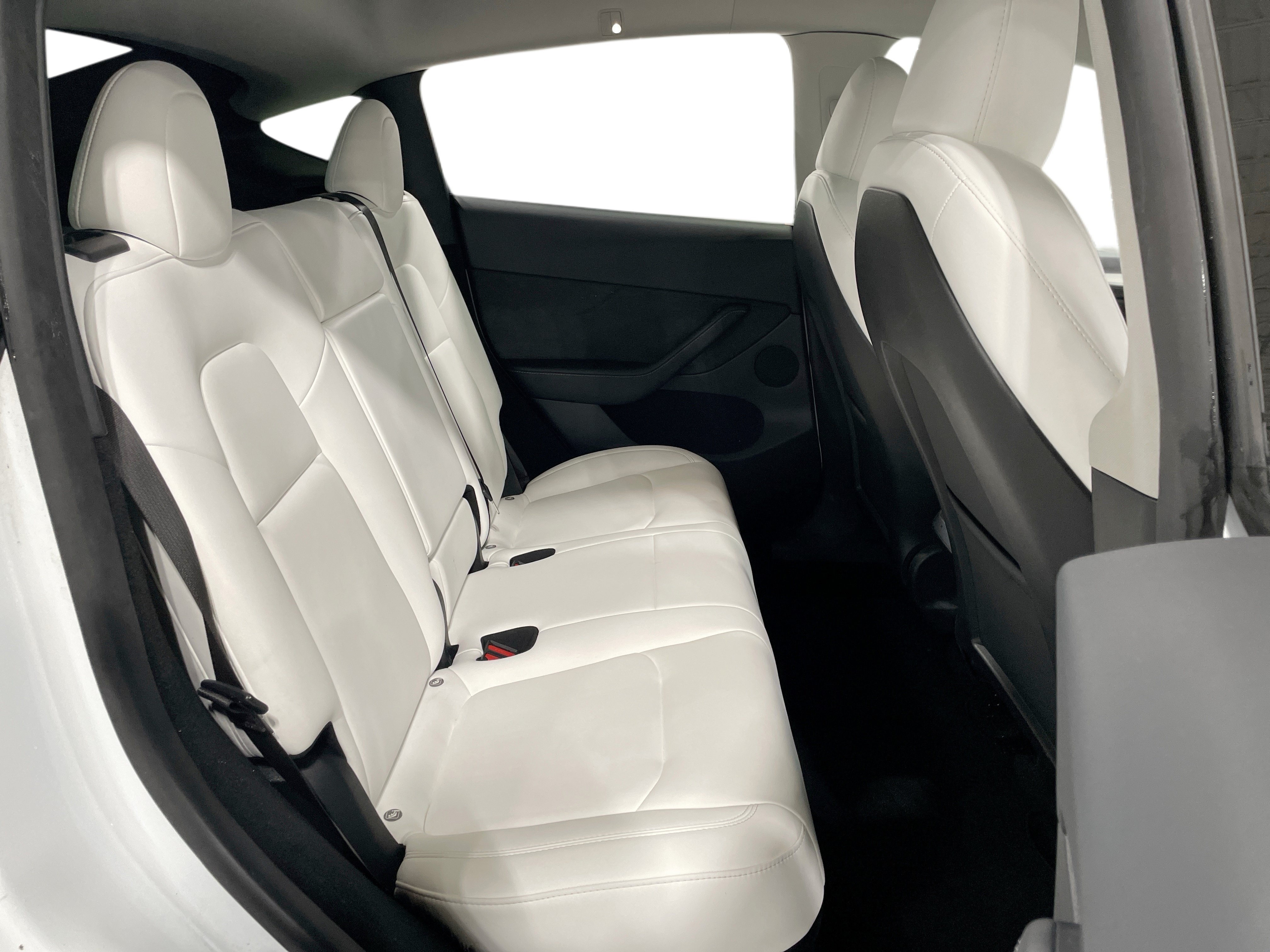 Certified 2023 Tesla Model Y Long Range AWD/4WD image 11