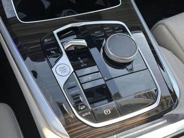 Certified 2024 BMW X5 xDrive40i w/ Premium Package image 38