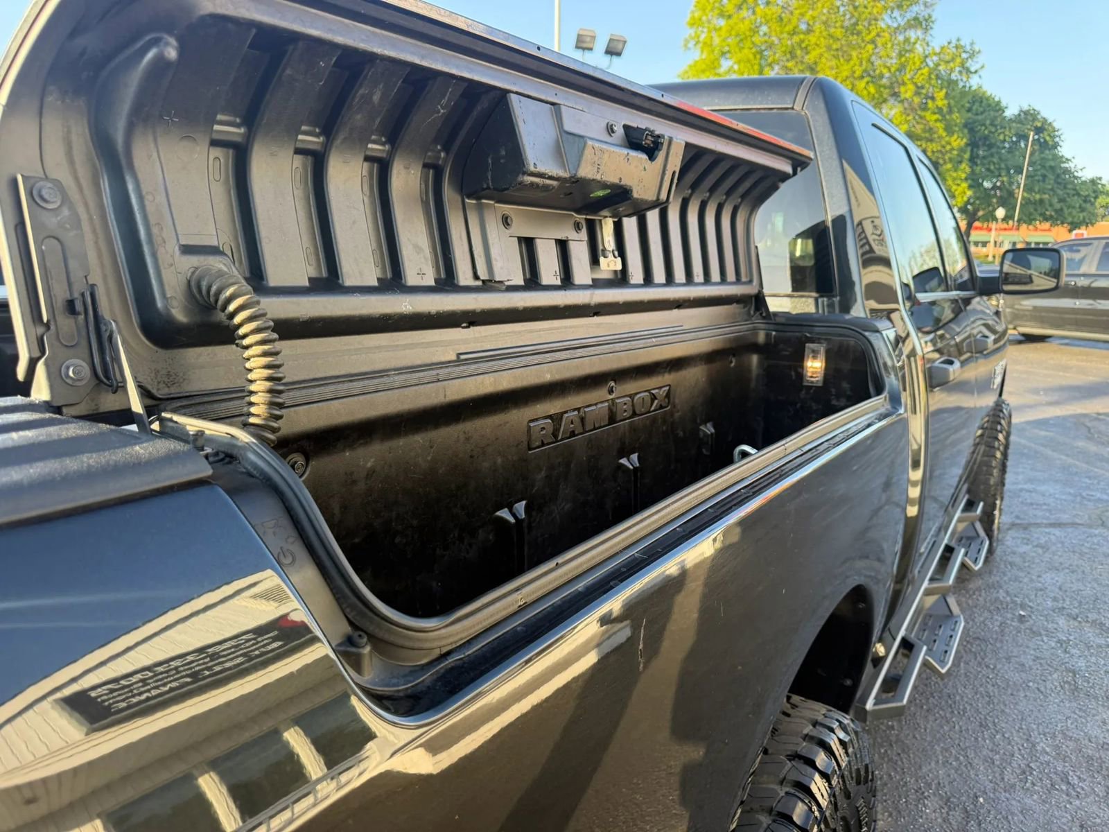 Used 2018 RAM 1500 Express w/ Express Value Package AWD/4WD image 37
