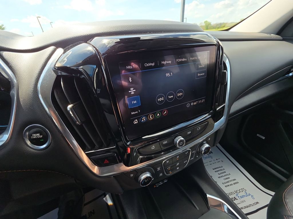 Used 2021 Chevrolet Traverse Premier w/ Redline Edition image 16