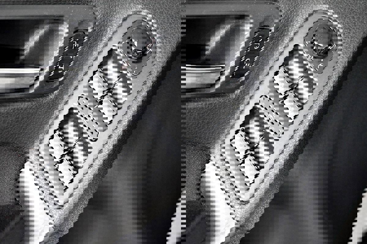 Used 2014 Volkswagen Golf 4-Door image 15