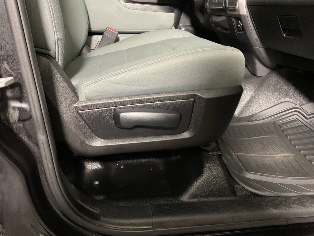 Used 2016 RAM 1500 Tradesman image 25