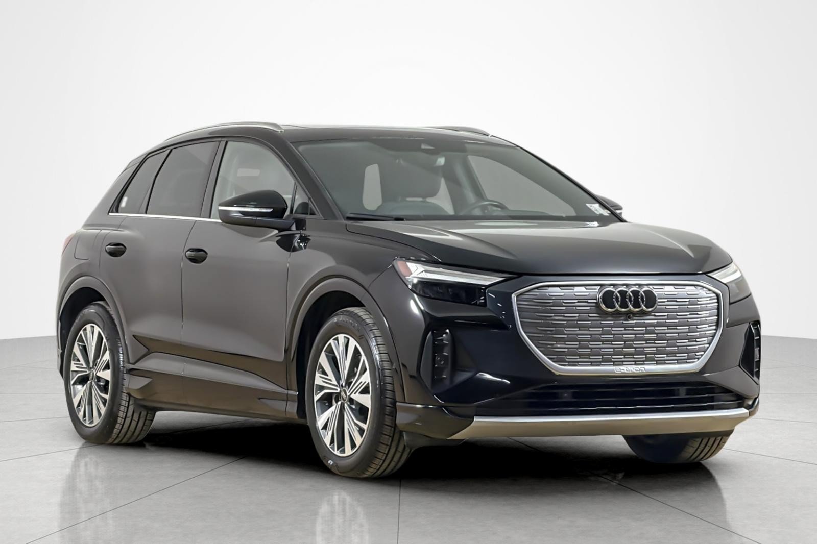 Certified 2023 Audi Q4 e-tron Premium w/ Premium Plus RWD image 7