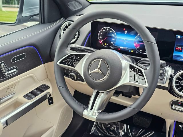 New 2026 Mercedes-Benz GLB 250 4MATIC image 24