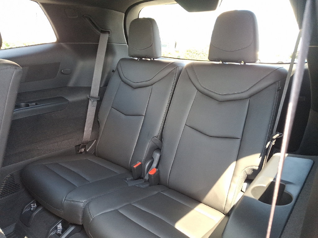 Certified 2024 Cadillac XT6 Luxury w/ LPO, Floor Liner Package AWD/4WD image 11