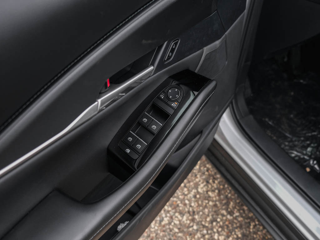 New 2026 MAZDA CX-30 AWD 2.5 S w/ Select Sport Pkg image 18