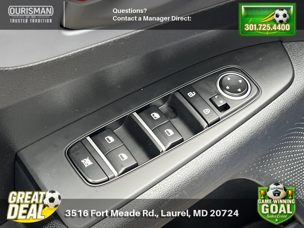 Used 2023 Kia Forte LXS FWD image 8