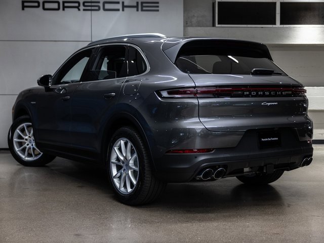 New 2026 Porsche Cayenne E-Hybrid image 3