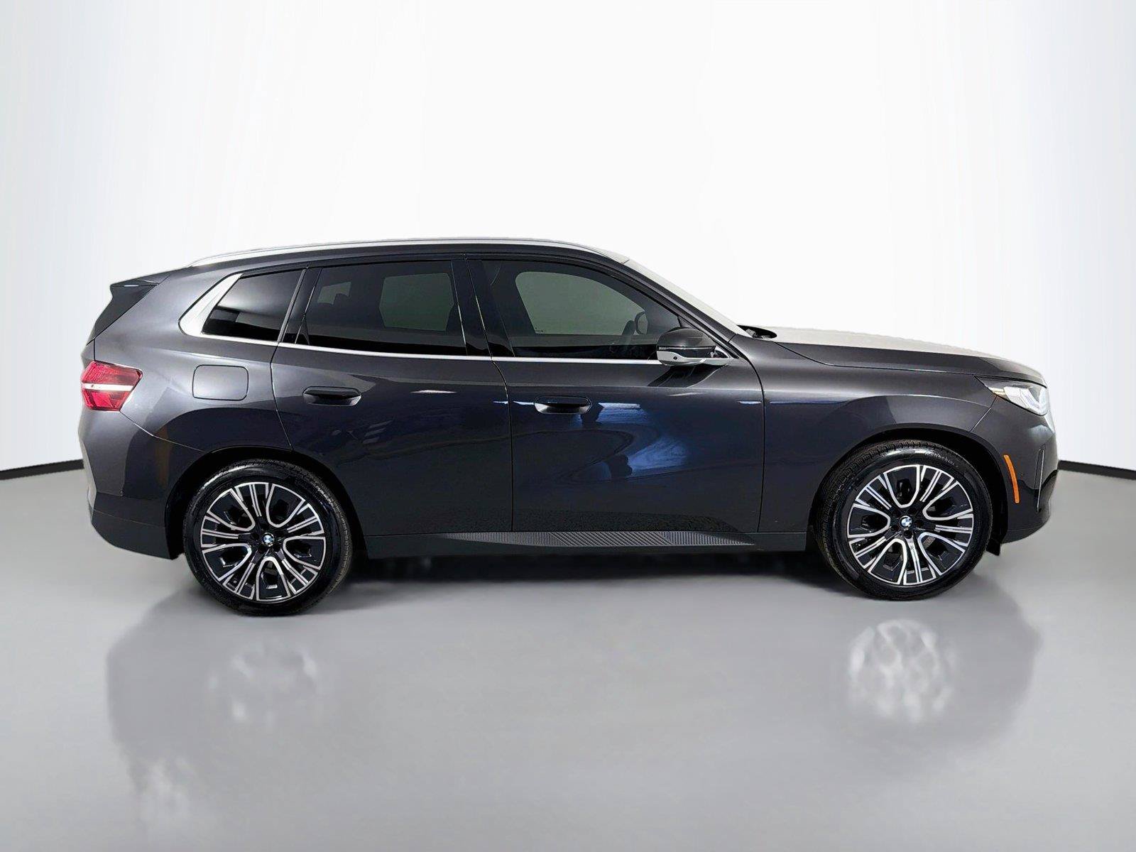 Used 2026 BMW X3 xDrive30i w/ Premium Package AWD/4WD image 5