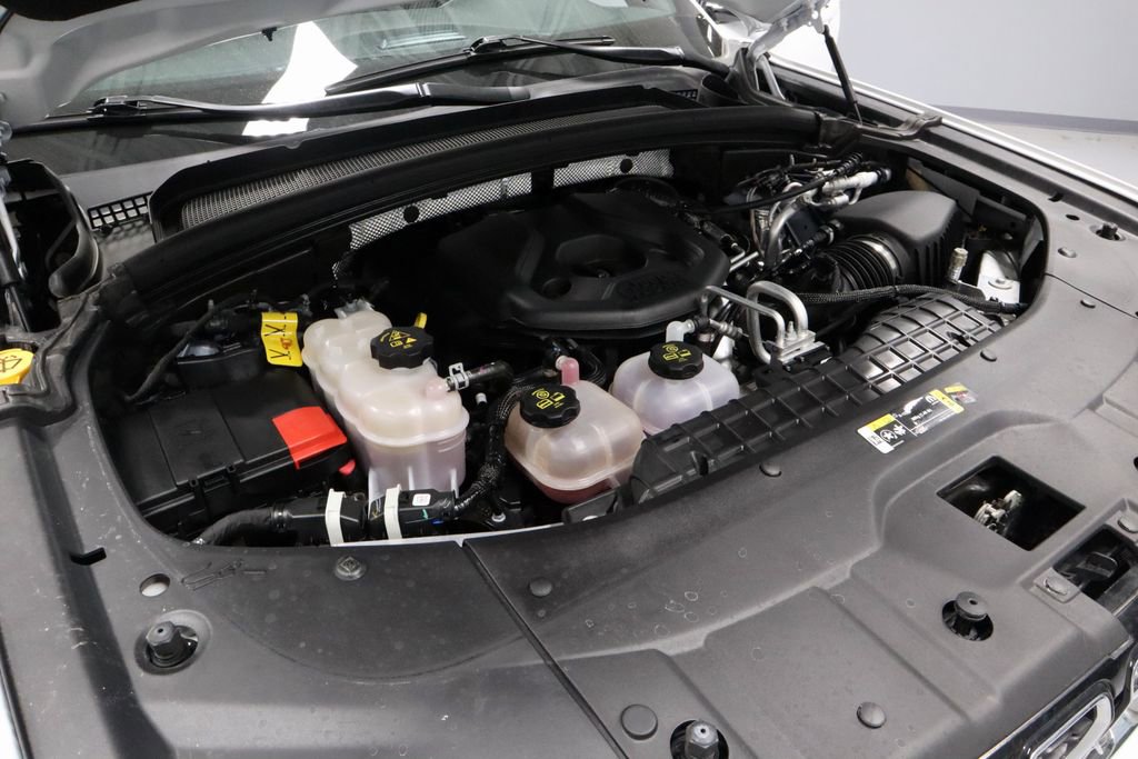 Used 2025 Jeep Grand Cherokee Limited 4xe image 17