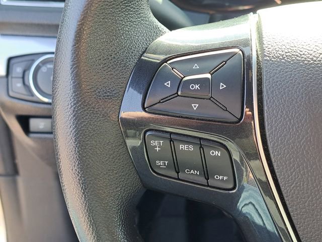 Used 2018 Ford Explorer Limited image 9