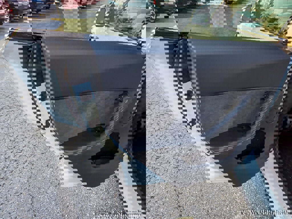 Used 2023 Tesla Model Y Long Range image 28