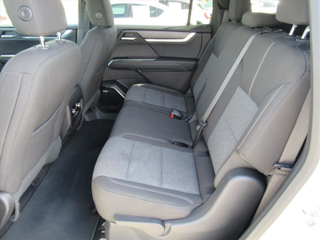 Used 2025 GMC Acadia Elevation FWD image 29