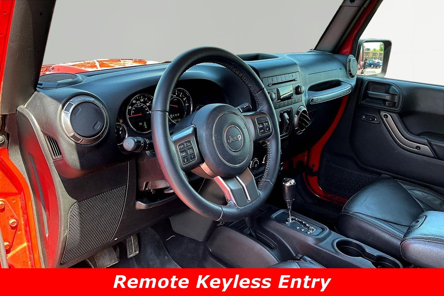 Used 2018 Jeep Wrangler Unlimited Sahara AWD/4WD image 16