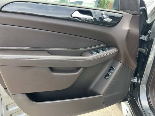 Used 2018 Mercedes-Benz GLS 450 4MATIC image 33
