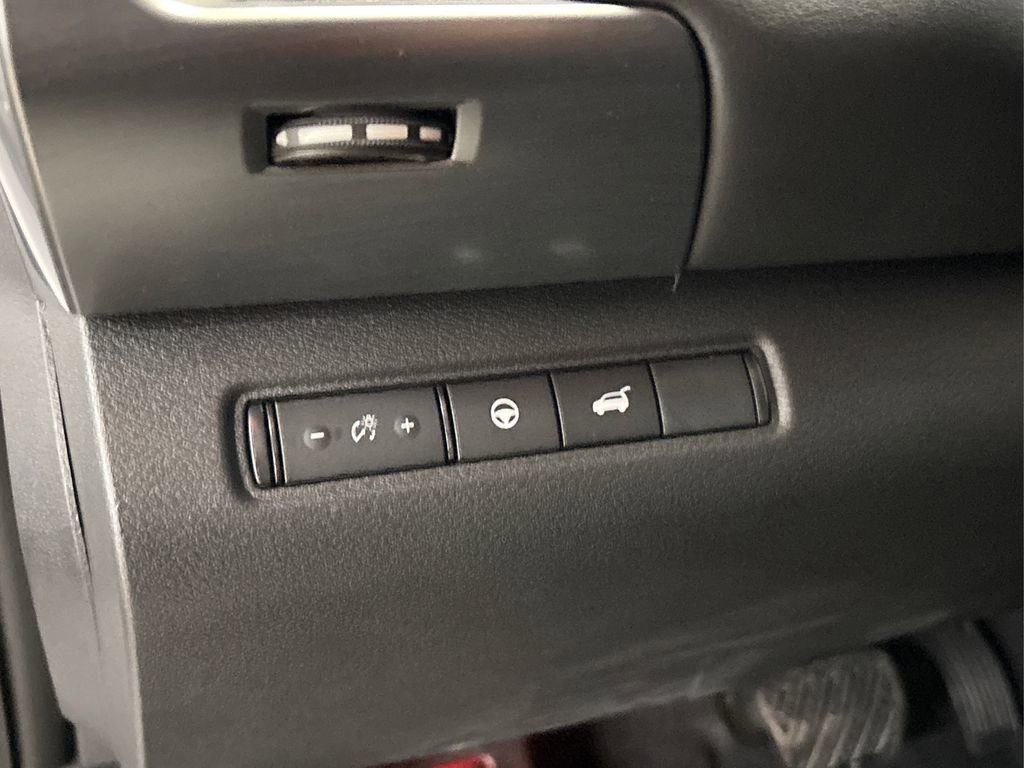 New 2026 Nissan Rogue SV image 30