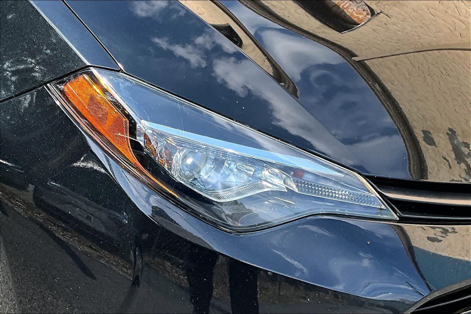 Certified 2019 Toyota Corolla LE FWD image 28