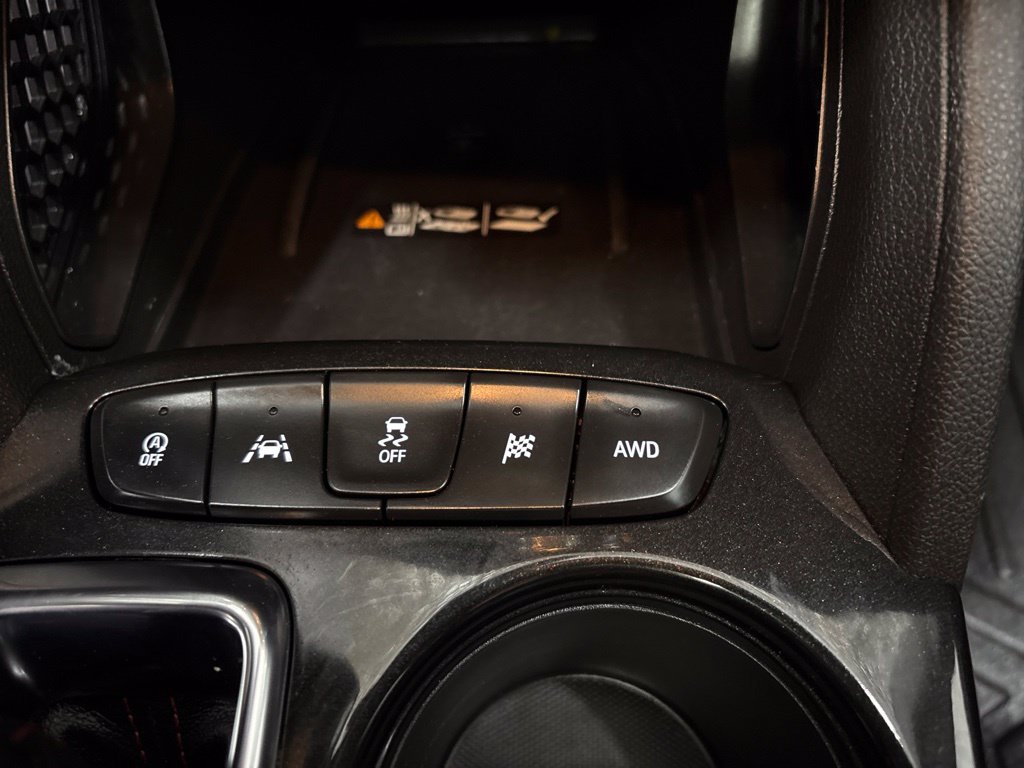 Used 2025 Chevrolet TrailBlazer RS w/ Convenience Package AWD/4WD image 18