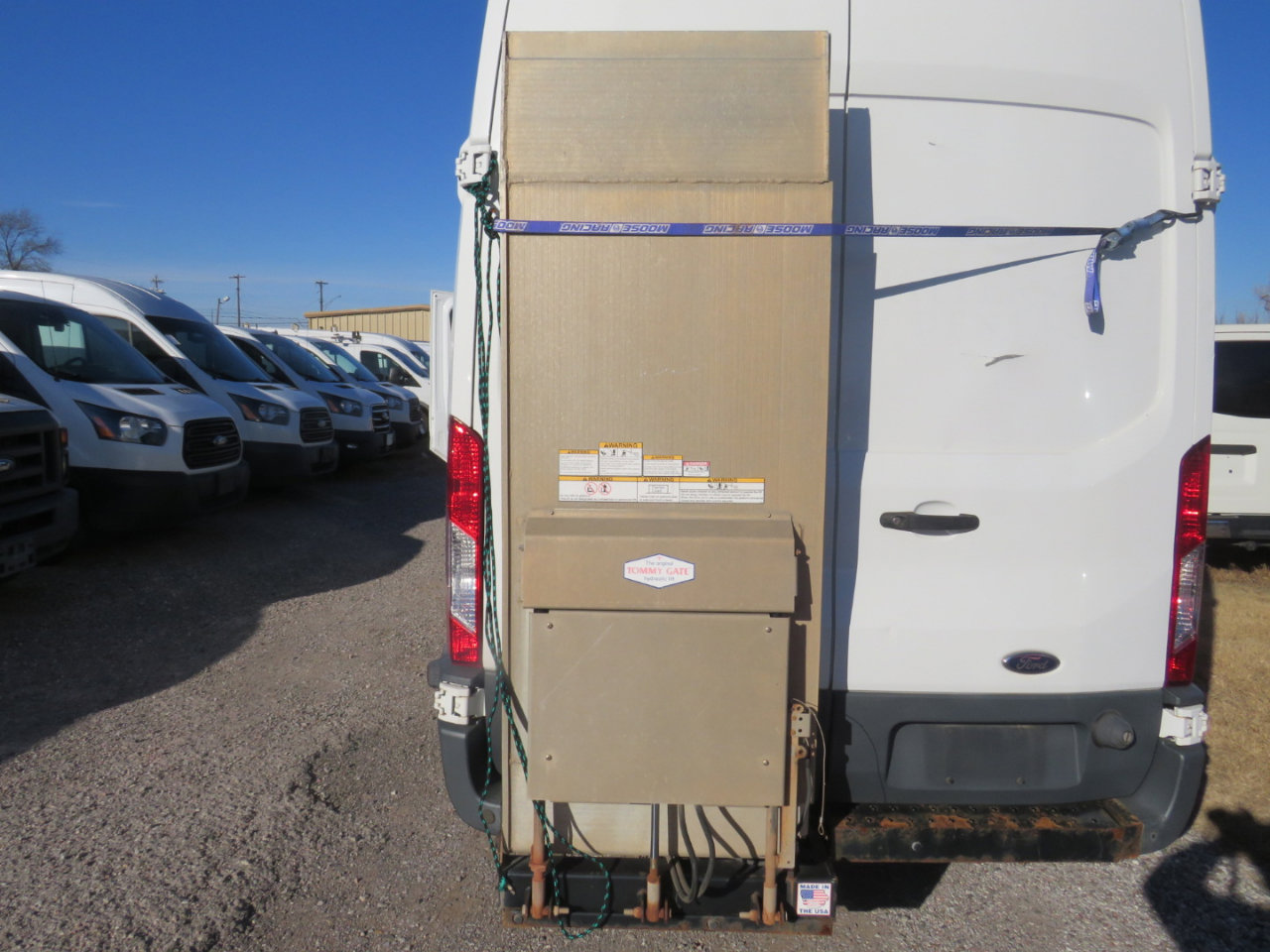 Used 2018 Ford Transit 250 148 High Roof image 18