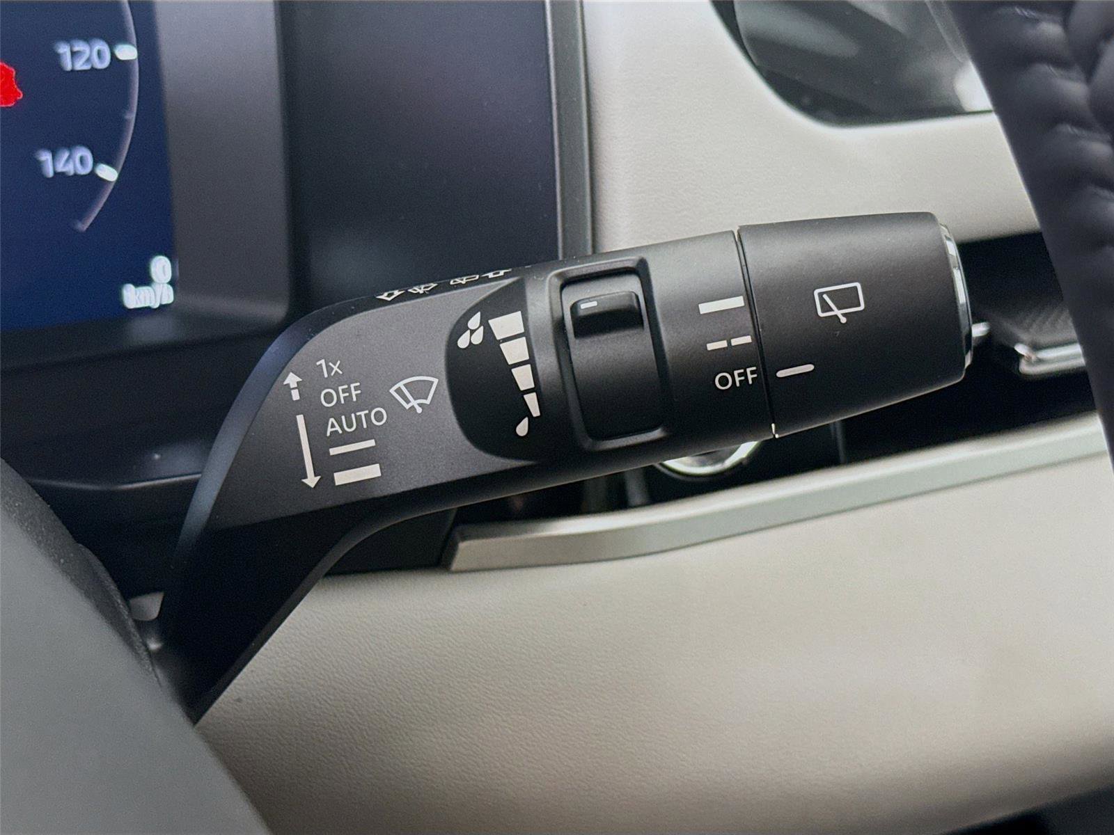 New 2026 Mitsubishi Outlander SE image 6