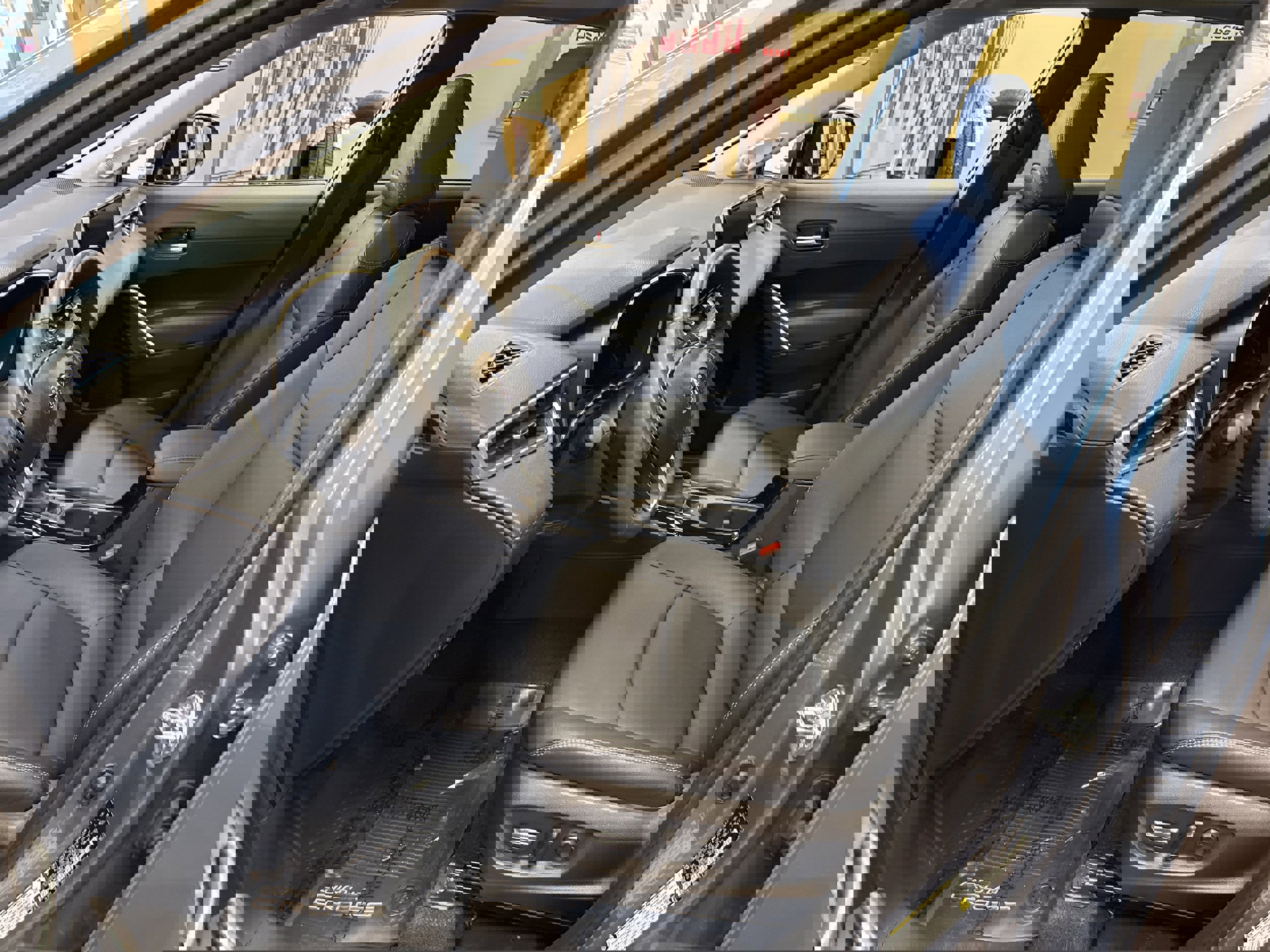 Used 2023 Toyota Corolla Cross XLE w/ Convenience Package image 6