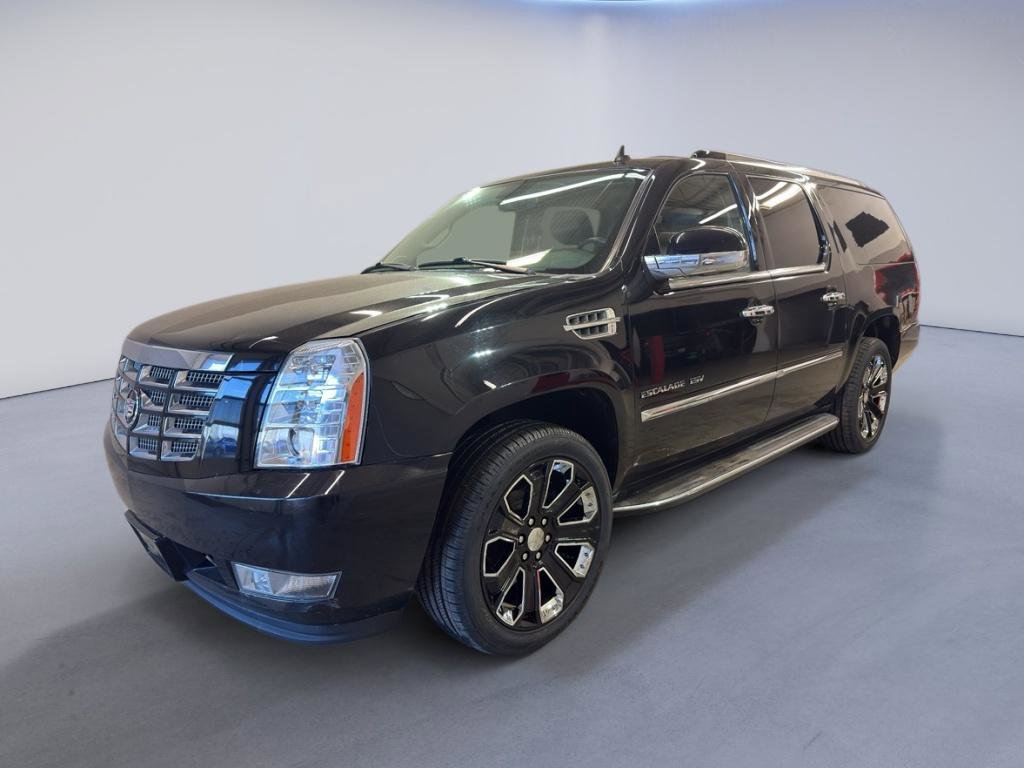 Used 2013 Cadillac Escalade ESV Luxury image 3