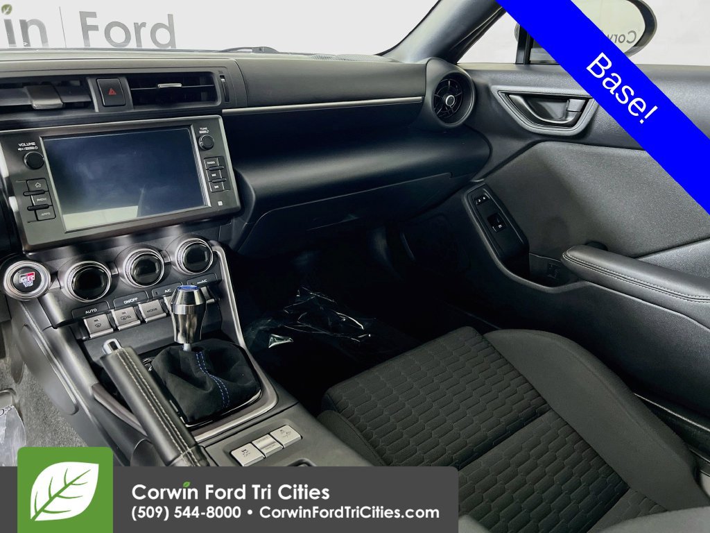 Used 2023 Toyota GR86 RWD image 24