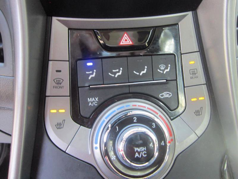Used 2013 Hyundai Elantra GLS w/ Preferred Pkg image 29