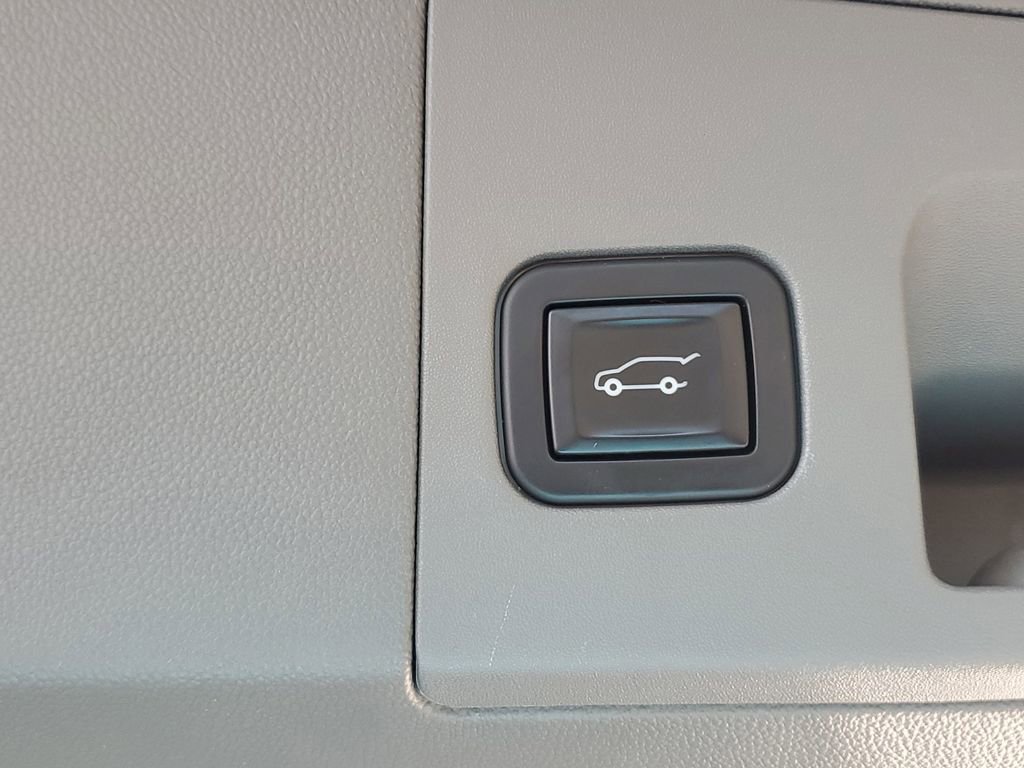 Used 2021 Cadillac XT5 Premium Luxury w/ LPO, Premium Carpet Package FWD image 27