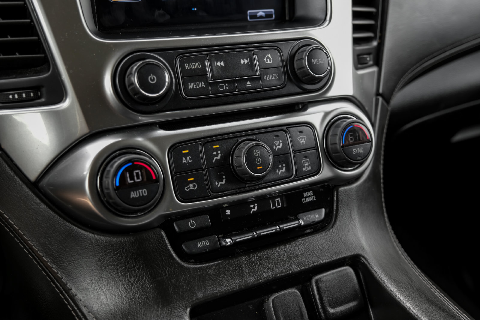 Used 2020 Chevrolet Tahoe LS RWD image 23