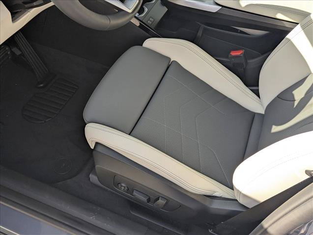 New 2026 BMW X2 xDrive28i w/ Technology Package AWD/4WD image 4