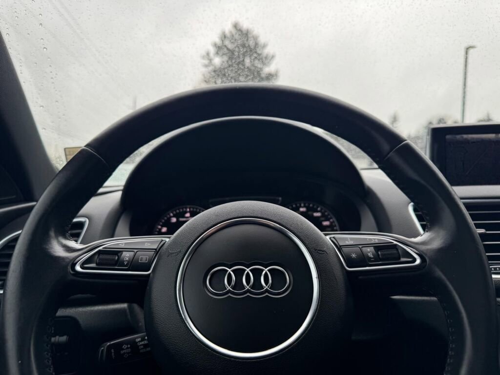 Used 2016 Audi Q3 2.0T Prestige AWD/4WD image 20