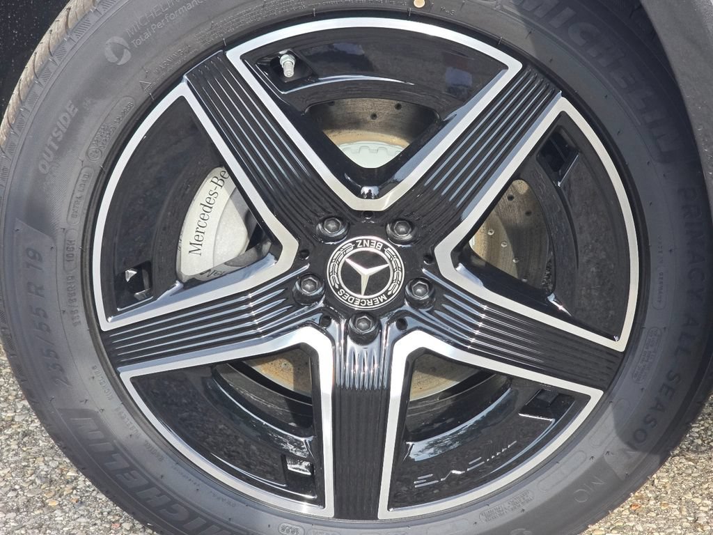 New 2027 Mercedes-Benz GLC 300 4MATIC image 11