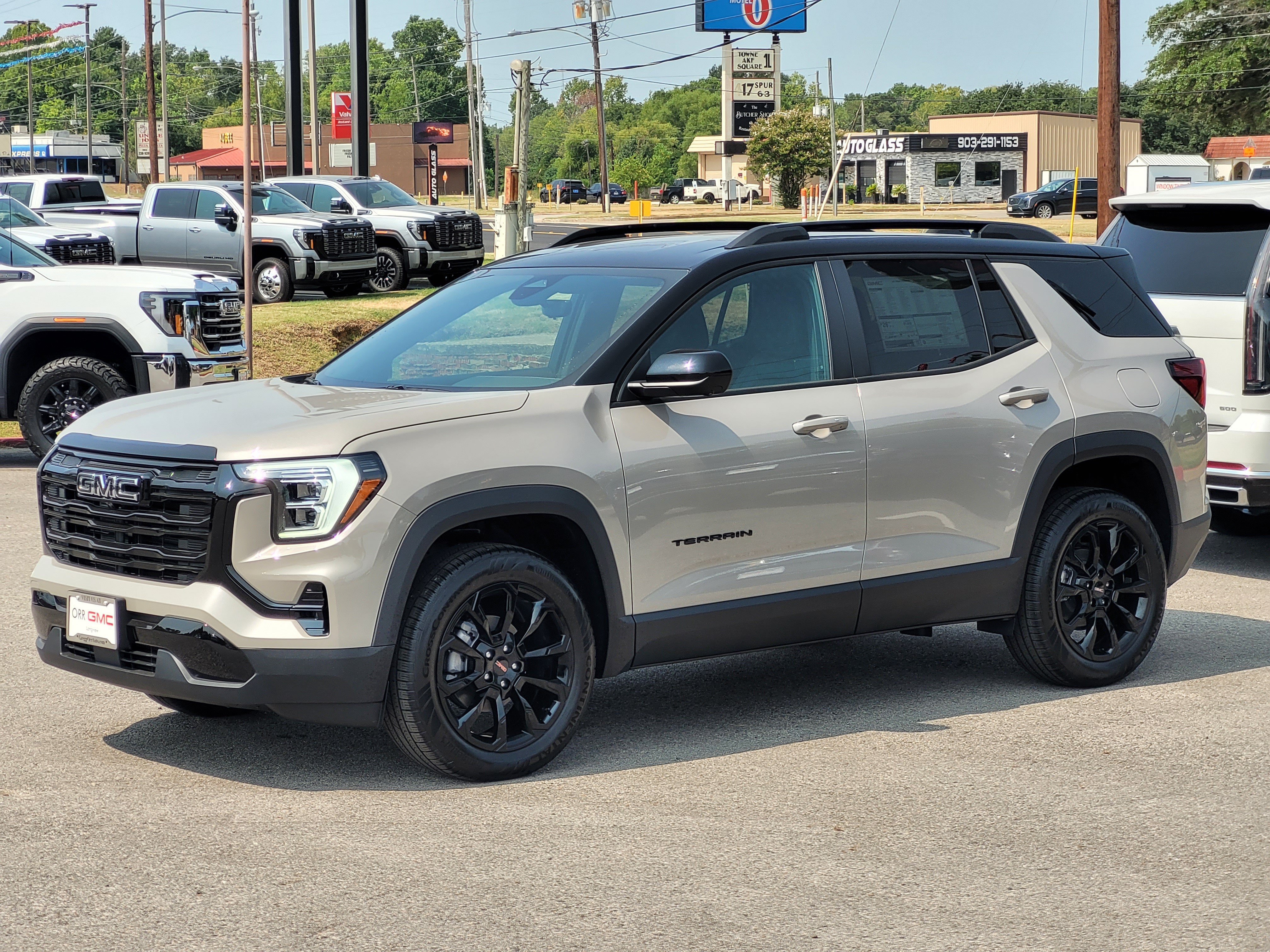 New 2027 GMC Terrain Elevation w/ Elevation Premium Package FWD image 3