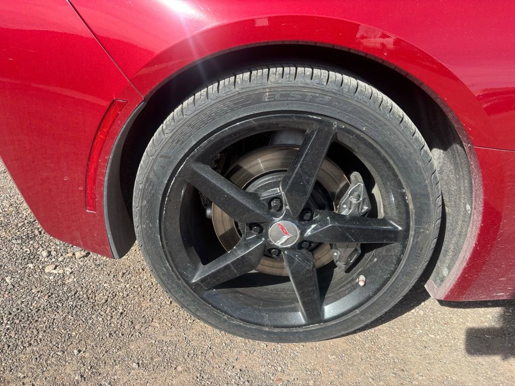 Used 2014 Chevrolet Corvette Stingray Coupe w/ Battery Protection Package image 9