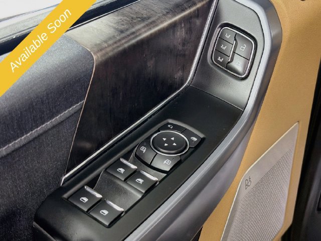Used 2022 Ford F150 Lariat w/ Equipment Group 502A High AWD/4WD image 18