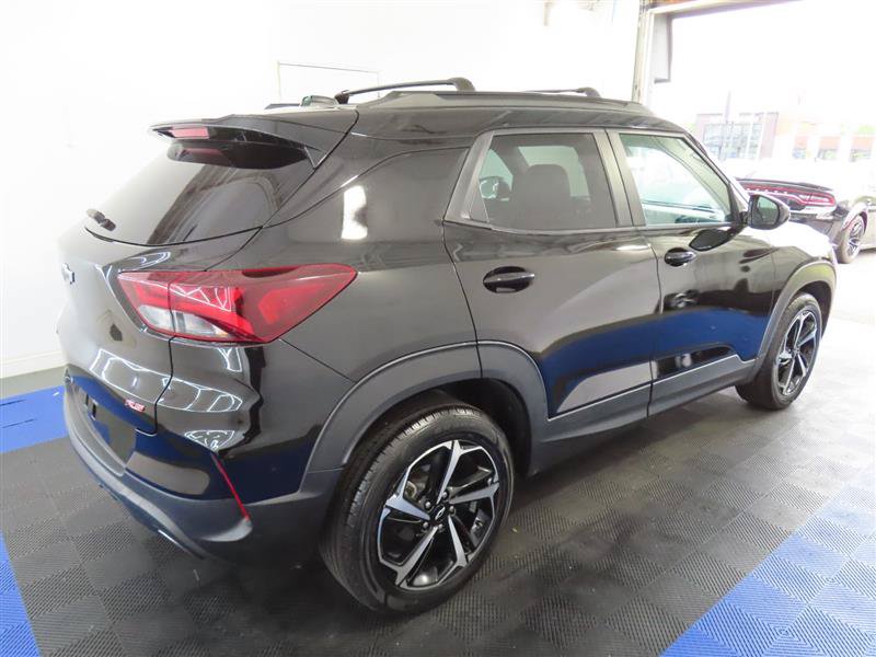 Used 2022 Chevrolet TrailBlazer RS FWD image 15