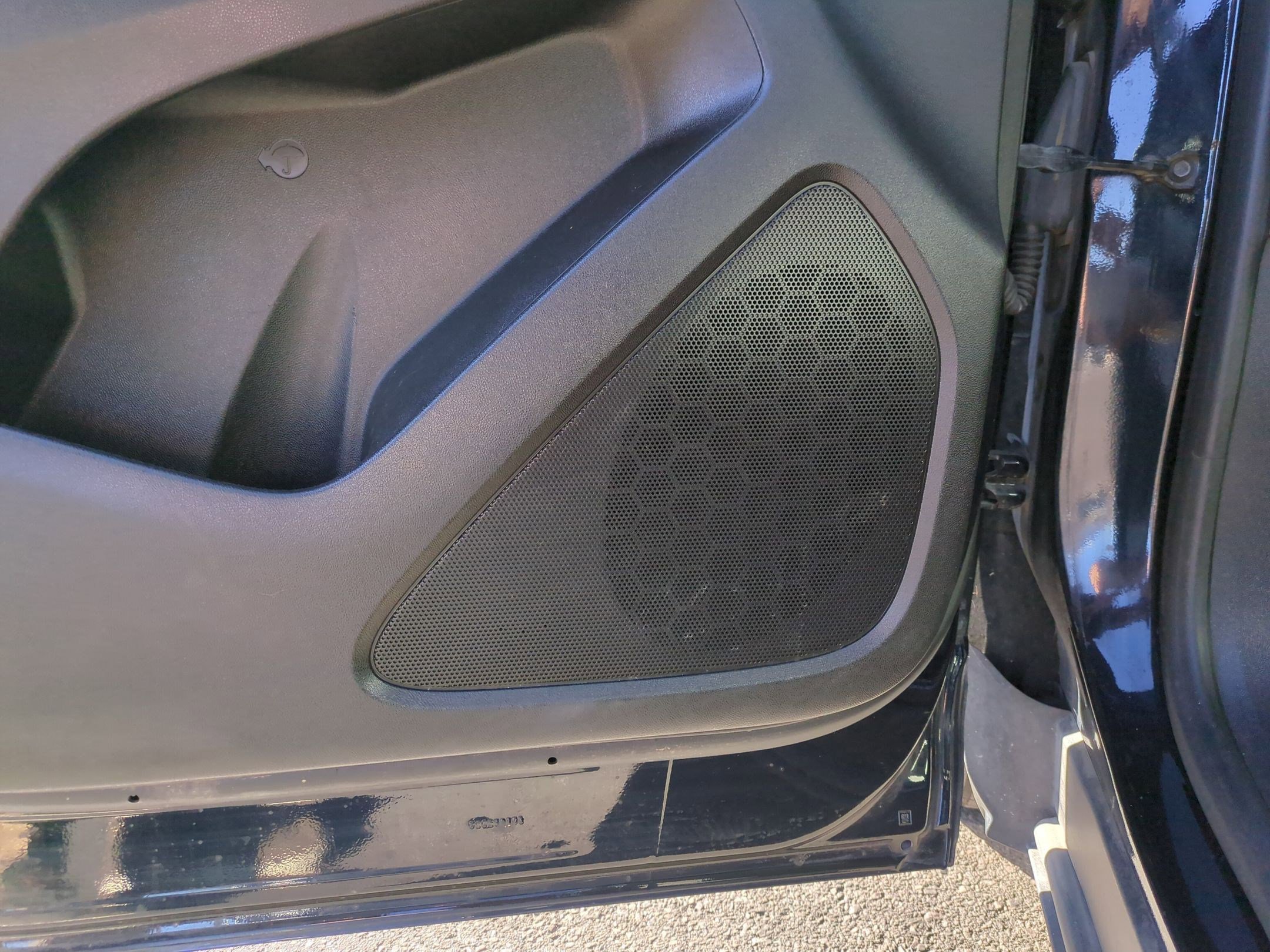 Used 2021 Chevrolet Equinox LS w/ LPO, Floor Liner Package image 15