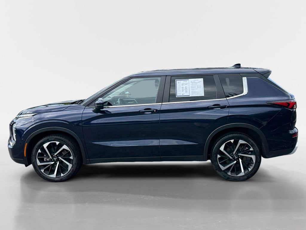 Used 2024 Mitsubishi Outlander SE AWD/4WD image 7