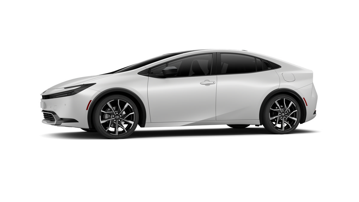 New 2027 Toyota Prius Plug-In Hybrid FWD image 5